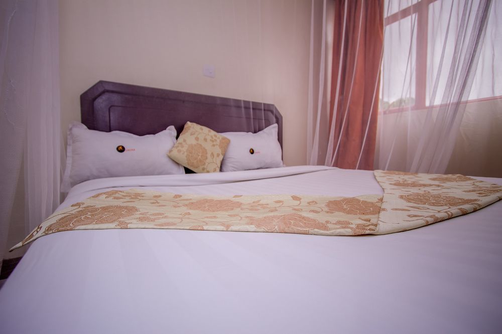 Chester Hotel Νακούρου Εξωτερικό φωτογραφία