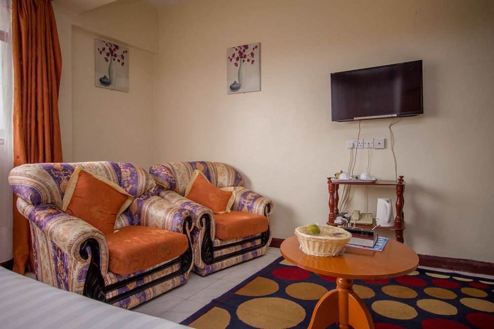 Chester Hotel Νακούρου Εξωτερικό φωτογραφία