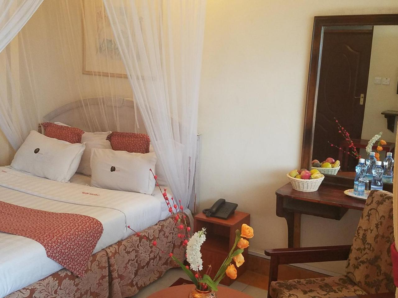 Chester Hotel Νακούρου Εξωτερικό φωτογραφία